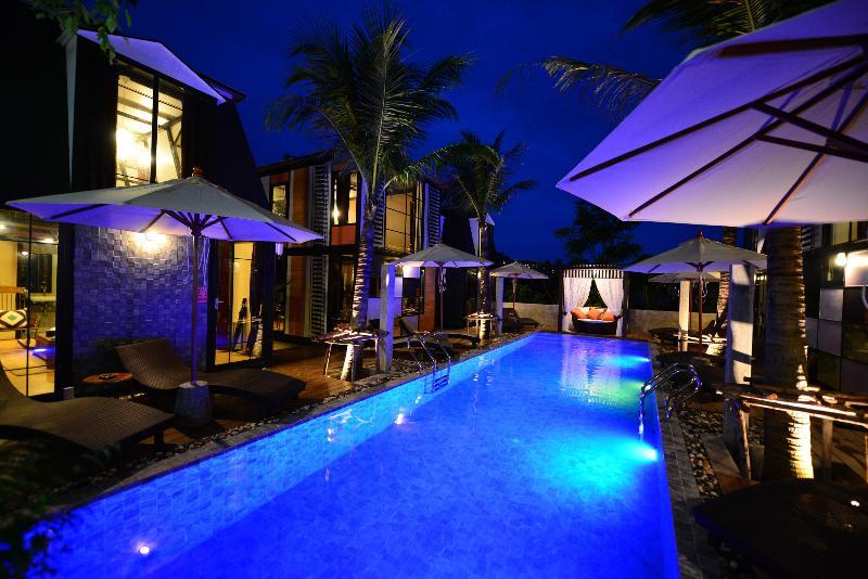 Bukit Pool Hotel Phuket