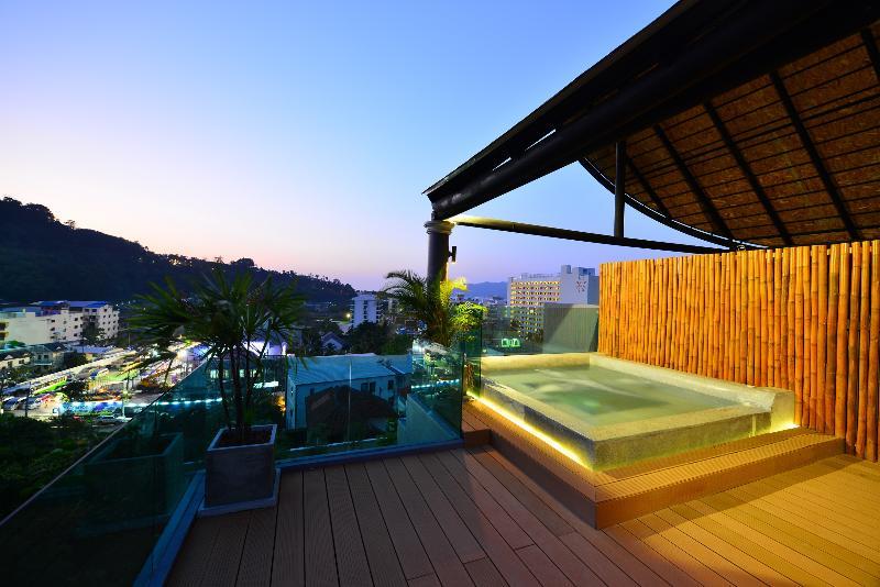 Bukit Pool Hotel 4*