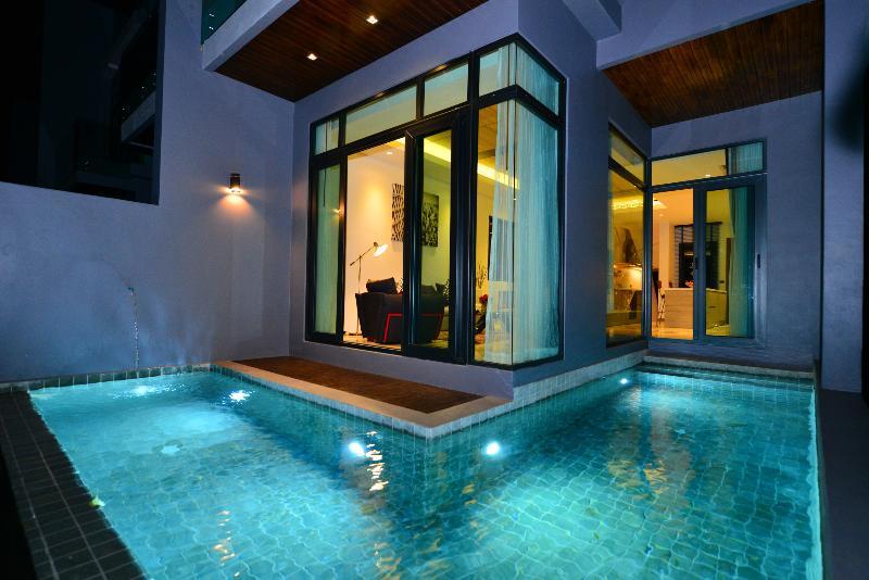 Hotel Bukit Pool
